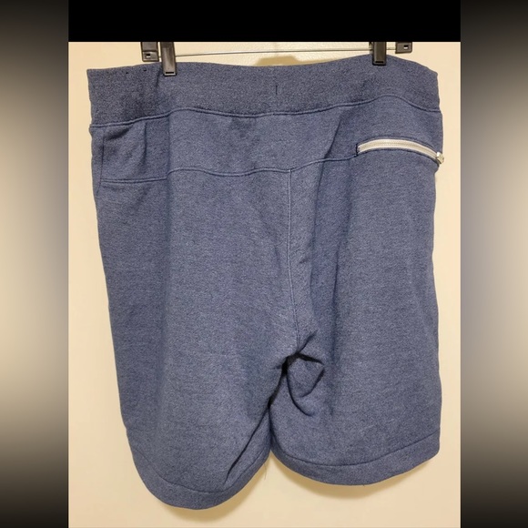 Nike lounge shorts - Picture 3 of 3